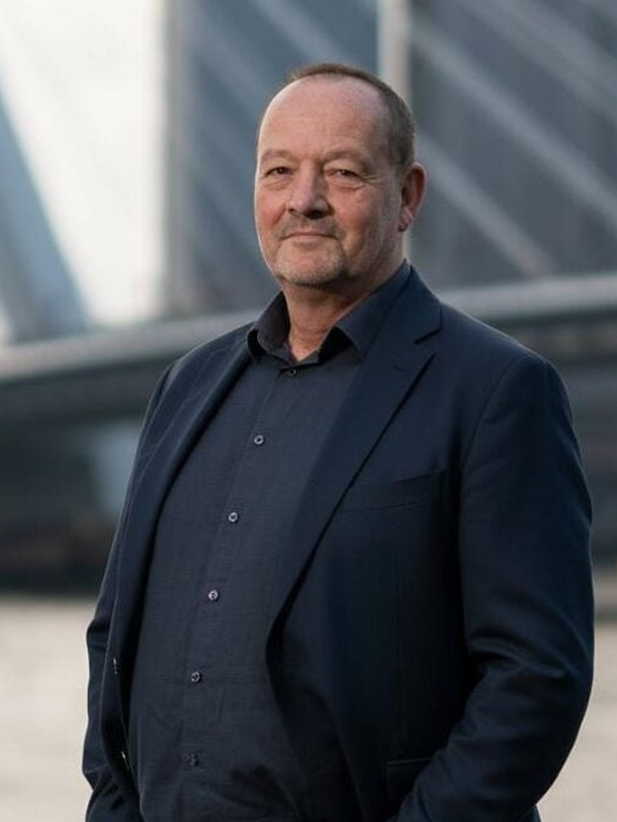 Portrait photo of Joost Hubregtse, Business Development at Intercompany Solutions in Rotterdam, the Netherlands